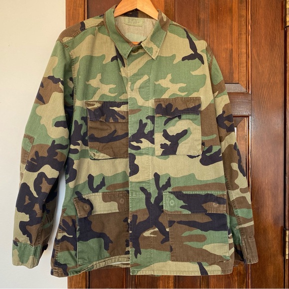 U.S. Army Other - Military Surplus Camouflage Button Front Collared Shirt Jacket